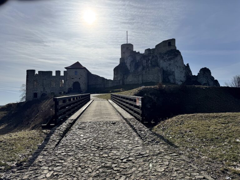 Pustynny Szlak: Od Srebrnego Miasta do Wielkiego Piasku